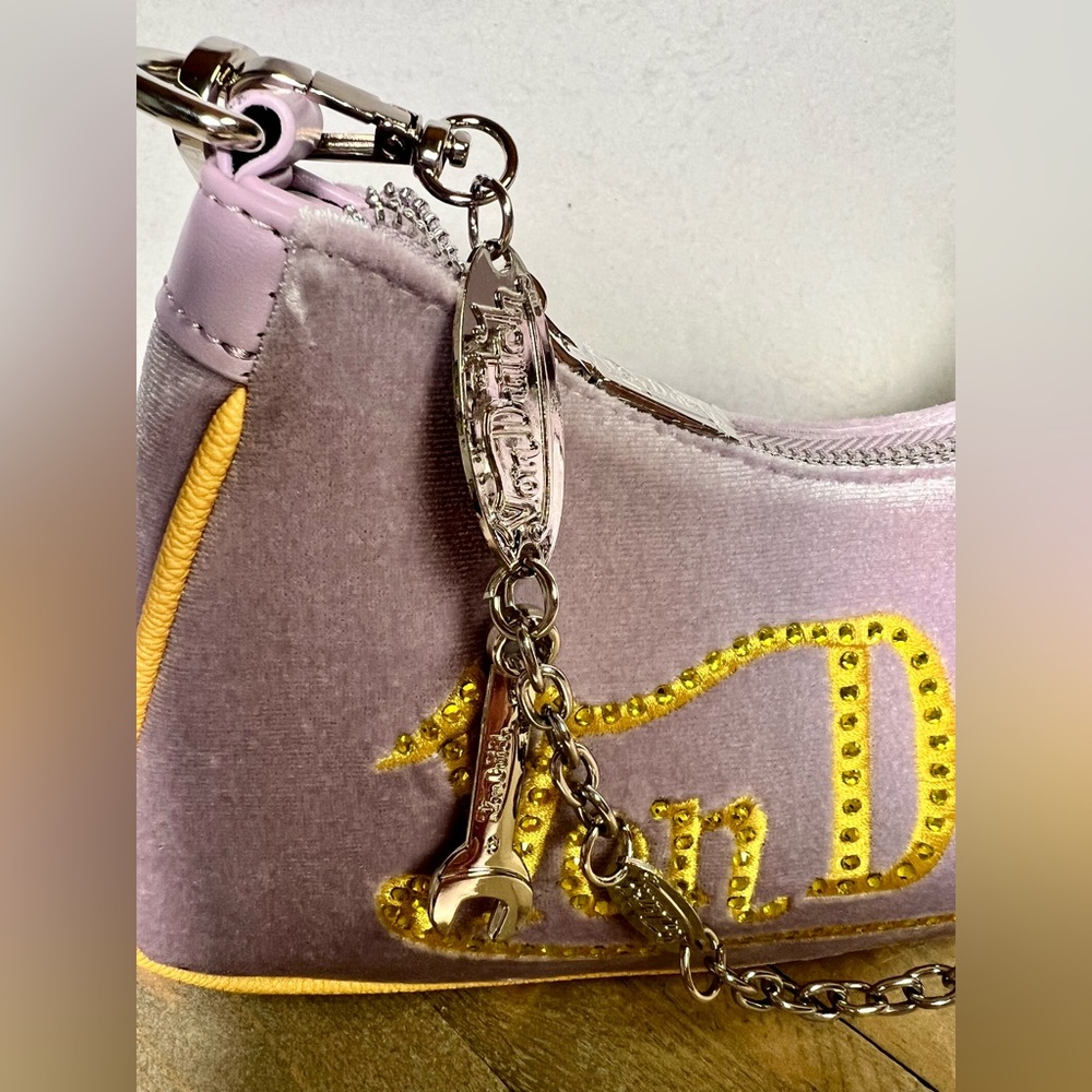 Von Dutch Shoulder Bag!! - Picture 7 of 11